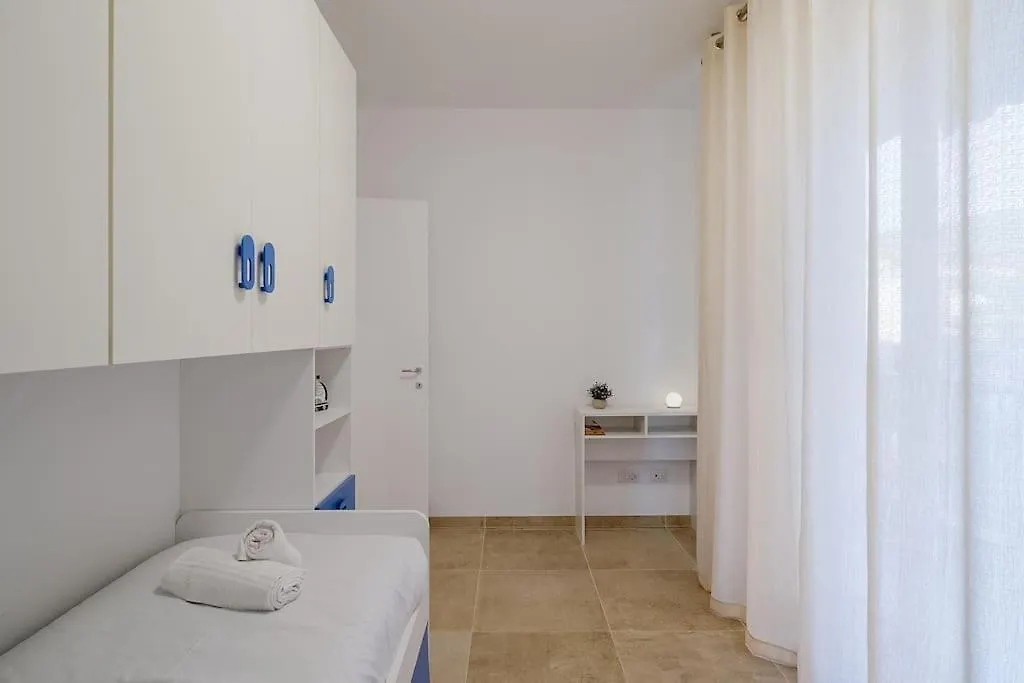 Apartment Crissylu Home - Family Friendly Vallecrosia Italy