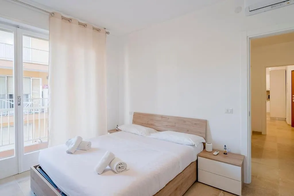 Crissylu Home - Family Friendly Vallecrosia Apartment
