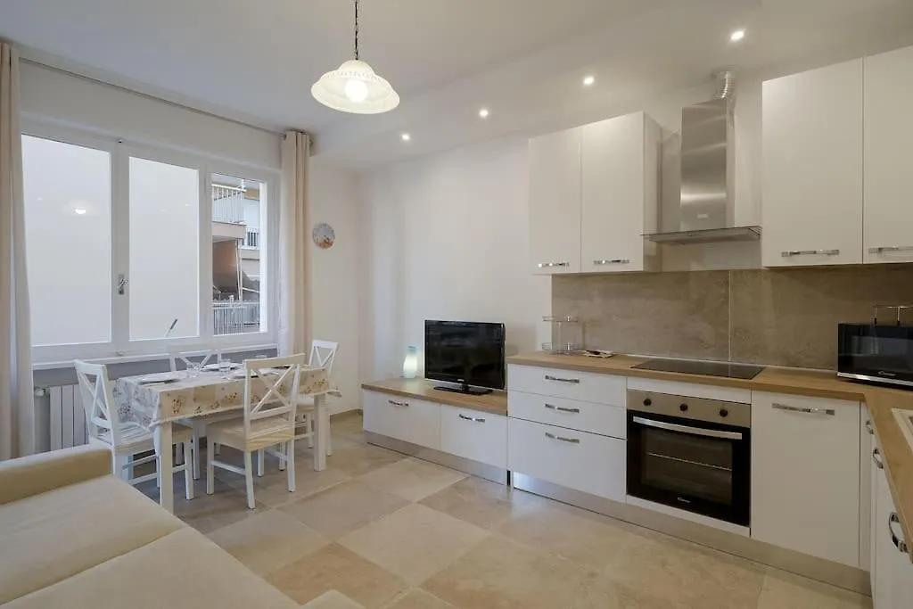 Crissylu Home - Family Friendly Vallecrosia